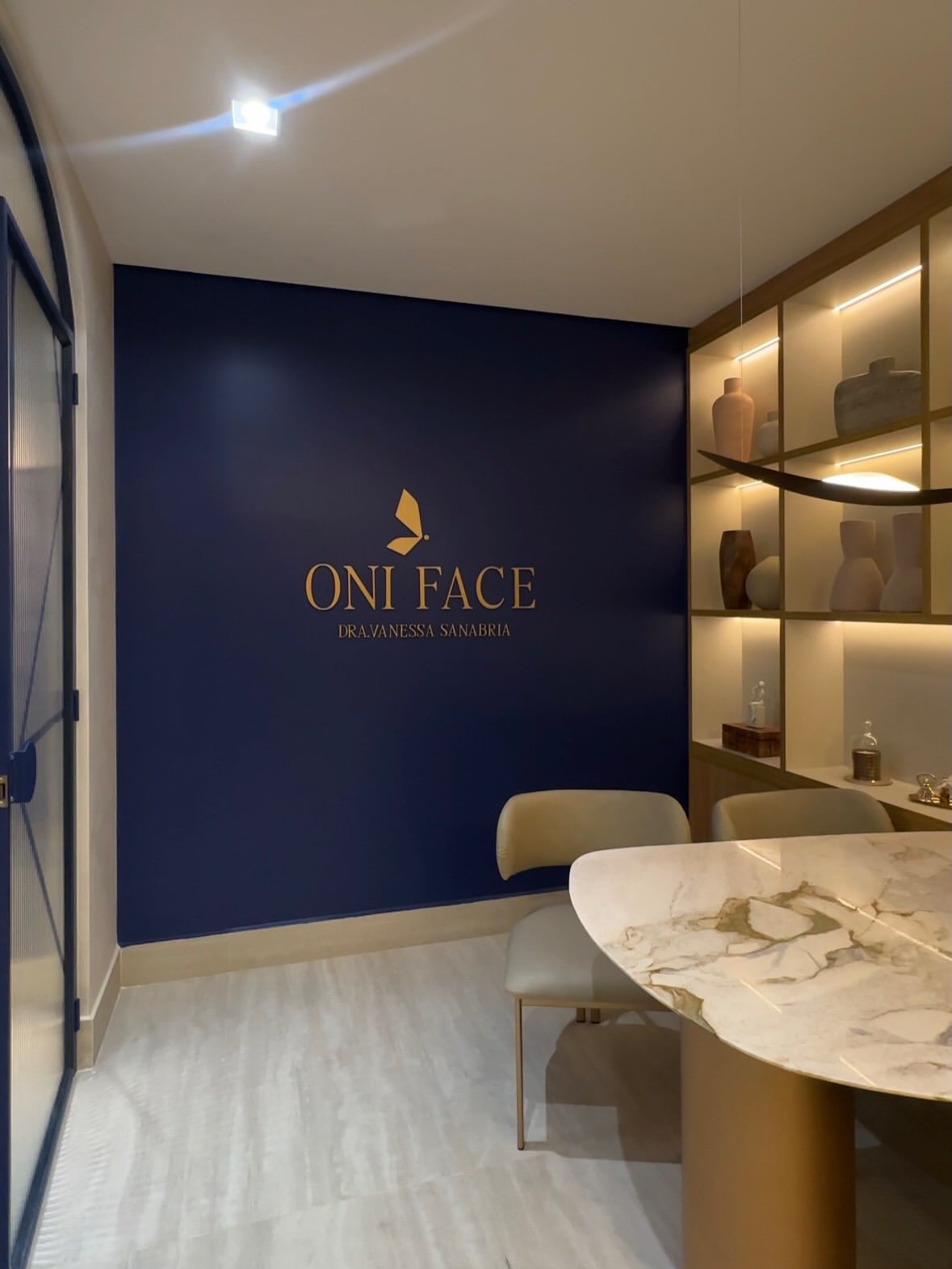 Detalhes da Oni Face Boutique — protocolos de botox e preenchimento facial Uberlândia